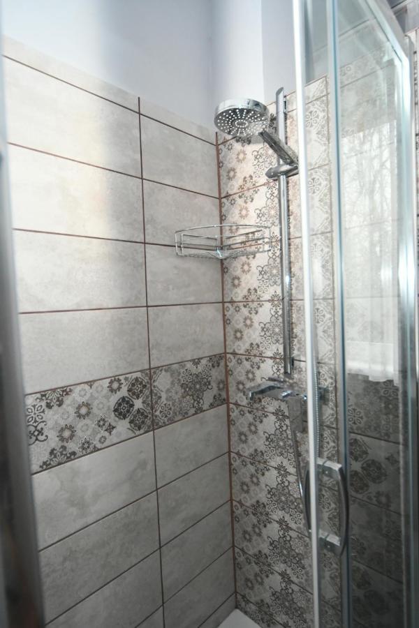 Habos Isler Apartman 16 Szolnok Eksteriør bilde