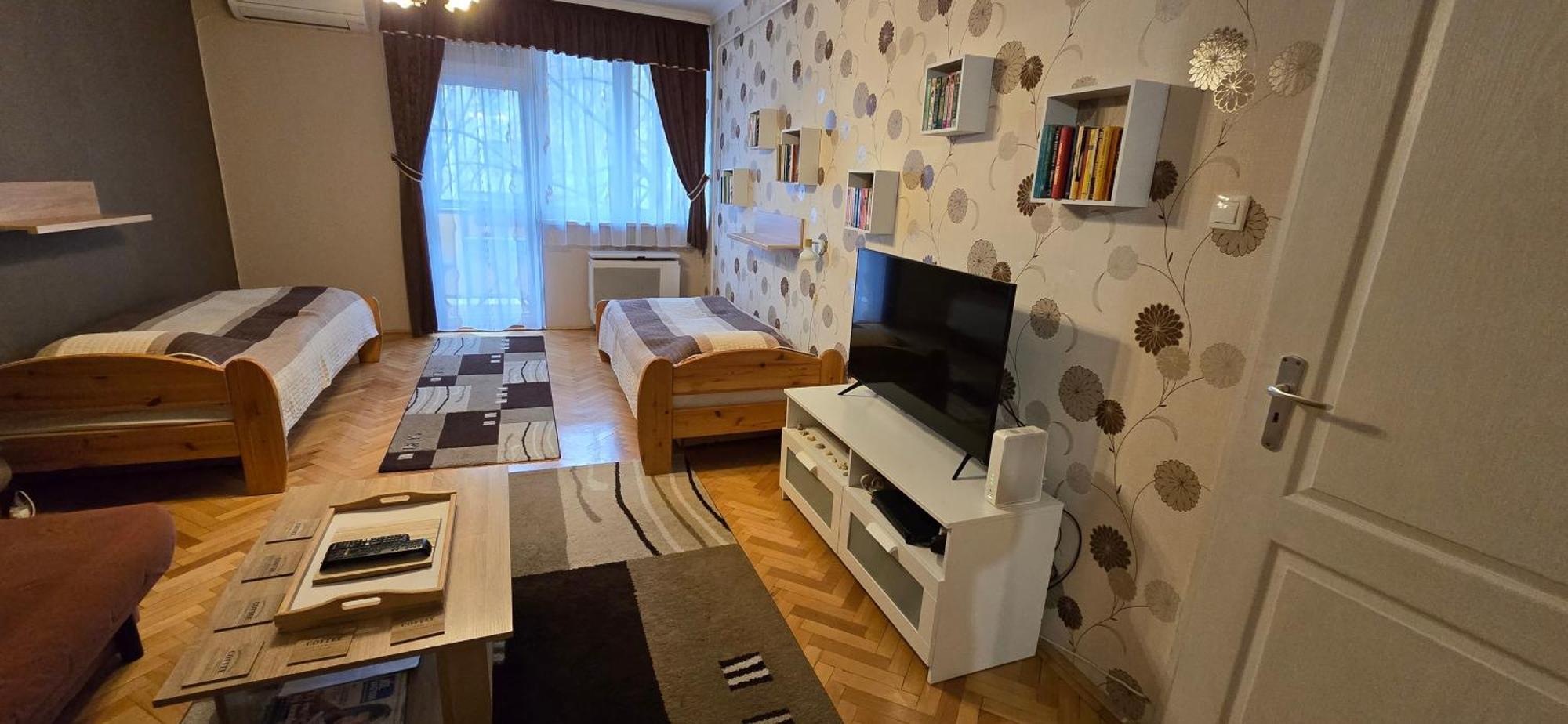 Habos Isler Apartman 16 Szolnok Eksteriør bilde